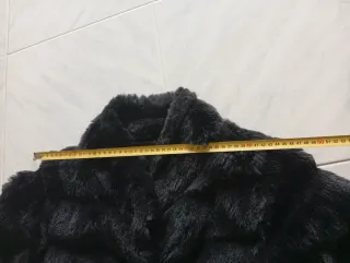 Pelliccia sintetica nera