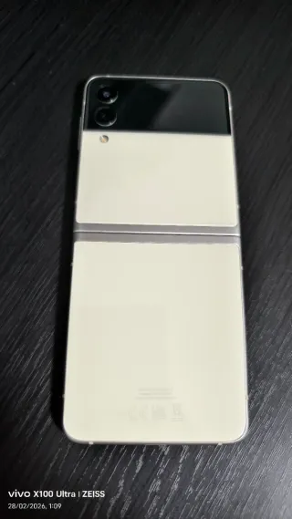 Samsung Galaxy Z Flip 3 Beige/Negro