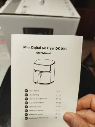 Freidora de aire negra