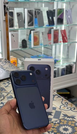 iPhone 17 Pro 256GB batteria 100%