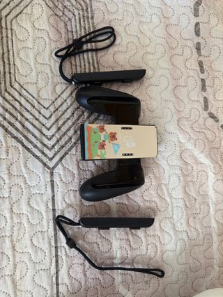 Nintendo Switch con 3 juegos y funda