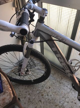 Bicicleta montaña marca TREK muy buen estado
