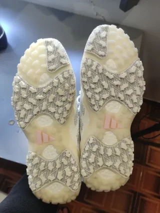 Zapatillas Adidas Blancas y Rosas