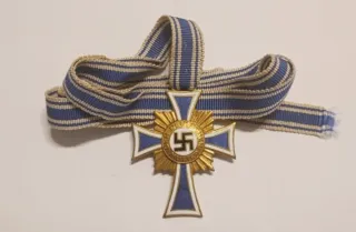 Militaria Cruz de Mãe alemã Wehrmacht Ouro nível I