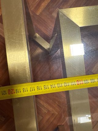 Mesa de centro cristal y metal dorado