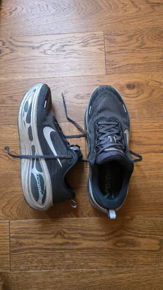 Nike Vomero 18 uomo taglia 44 5