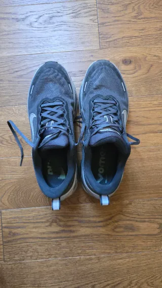 Nike Vomero 18 uomo taglia 44 5