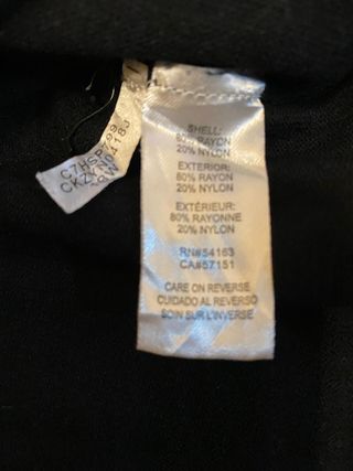 Maglione Calvin Klein spalle scoperte nero