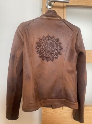 Chaqueta Desigual Marrón con Mandala