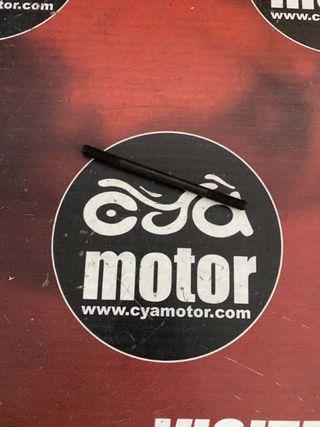 Esparrago motor L:109 para Piaggio, Ref 847015