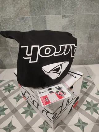 Casco Airoh Motocross Amarillo/Azul