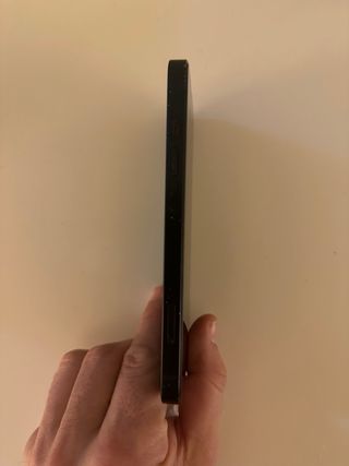 iPhone 13 128GB Blu Scuro + Accessori