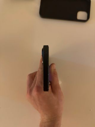 iPhone 13 128GB Blu Scuro + Accessori