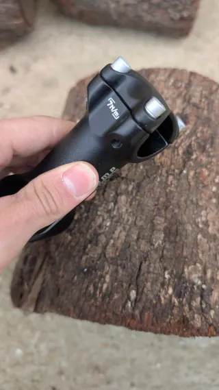 Potencia bici 70mm Comp 25,8 diametro Impecable