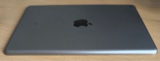 iPad 5ª Gen 128GB Gris + Caja Original + Cable