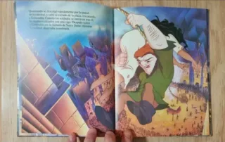 Clásico cuento Disney. El jorobado de Notre Dame.