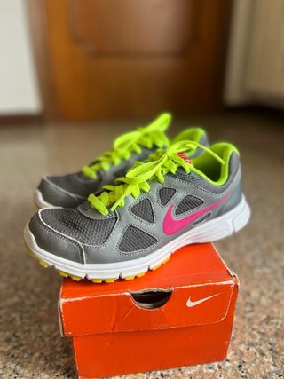 Scarpe Nike Revolution