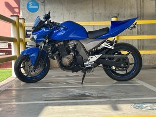 Kawasaki Z750 Naked Azul