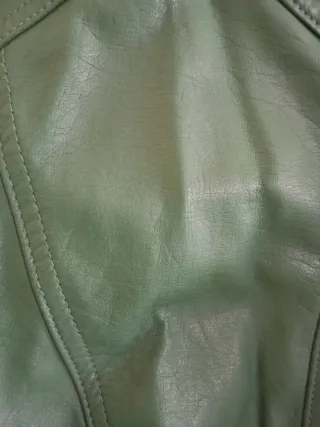 Cazadora polipiel verde botella talla 46