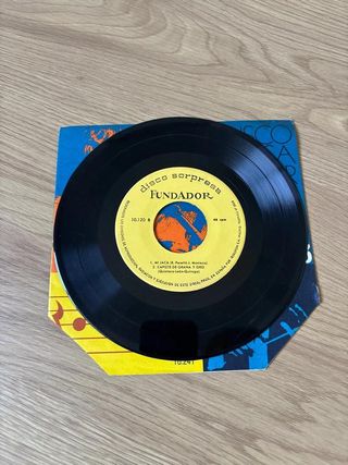 Disco vinilo sorpresa fundador