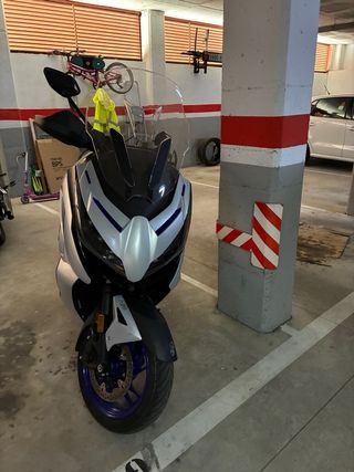 Zontes 368e Maxi Scooter Automática