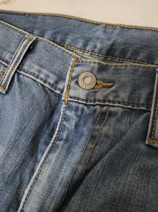 Pantalón Levi's 527 W33 L34