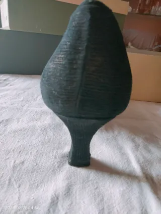 Zapatos de salón El Corte Inglés negros y dorados