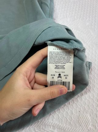 Polo scalpers verde salvia (piqué) manga corta...