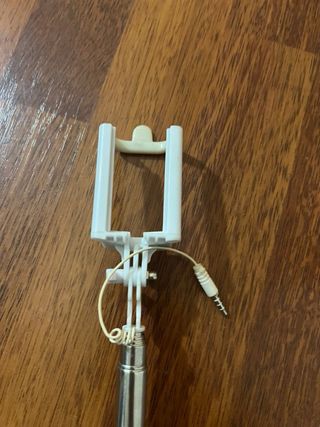 Monopiede selfie con cavo jack 3.5mm