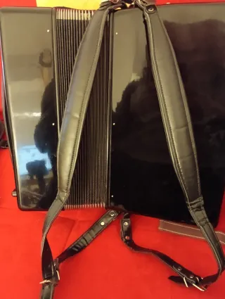 Acordeón Classic Cantabile 72