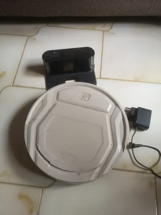 Robot aspirapolvere LEFANT