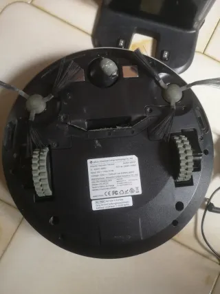 Robot aspirapolvere LEFANT