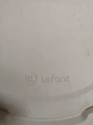 Robot aspirapolvere LEFANT