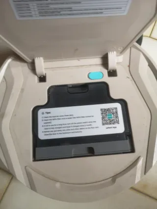 Robot aspirapolvere LEFANT