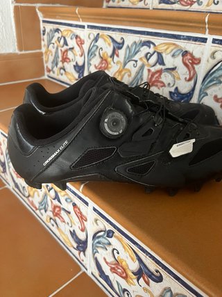 Specialized Epic Carbono y zapatillas mtb