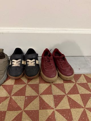 Lote Zapatillas Niño Talla 24-25