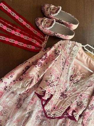 Traje de Fallera Talla XS Rosa y Berenjena