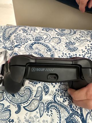 Controller di videogiochi personalizzato