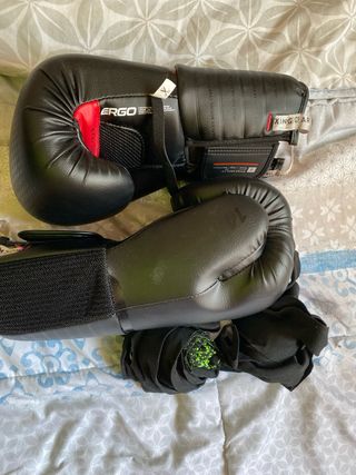 Guantes de Boxeo Outshock Negros