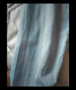 Camisa azul de El Ganso.