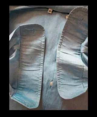 Camisa azul de El Ganso.