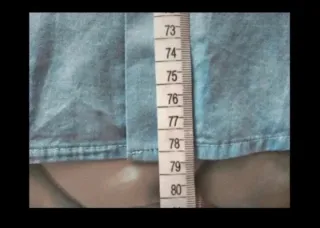 Camisa azul de El Ganso.