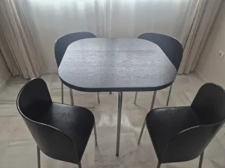 Mesa + 4 sillas comedor/salón