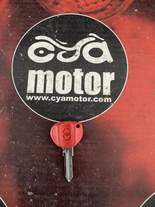 Llave PIAGGIO, Ref 576719