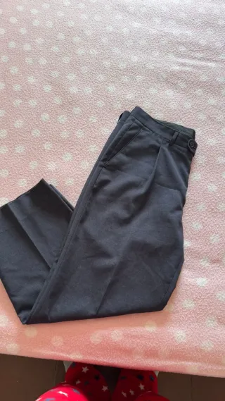 Traje de Chaqueta y Chaleco Gris Oscuro