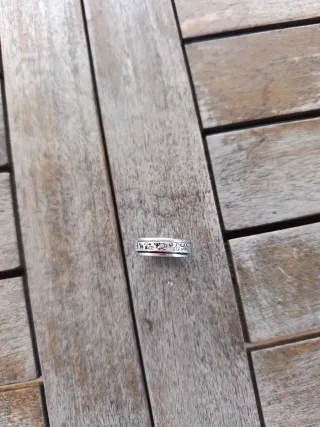 Anillo de hombre con diseño del padre nuestro