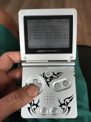 Nintendo GBA SP Tribal + Cargador + Fl4shc4rd