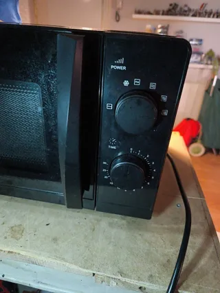 Microondas Taurus Negro
