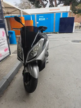 Kymco Superdink 125 Plata