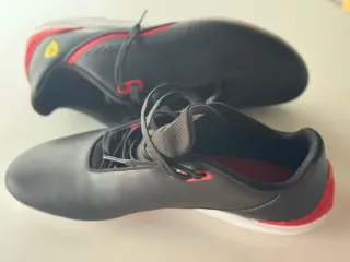 Zapatillas Puma Ferrari Negras y Rojas